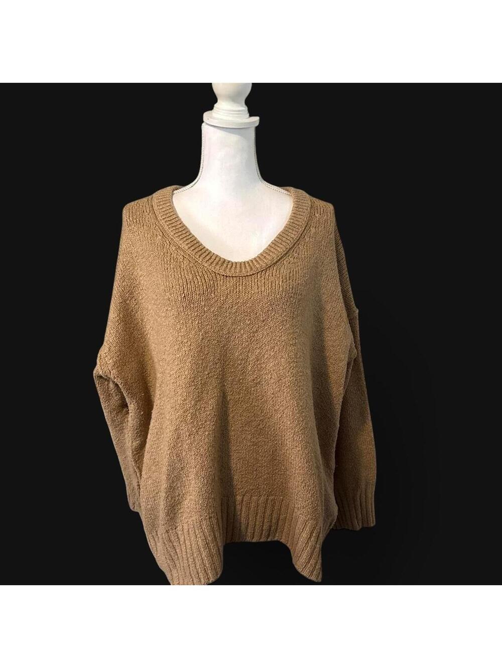 Free People Oversized V-Neck Sweater Tan Camel Slouchy Knit Pullover Size M